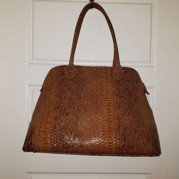 Vintage crocodile texture vegan leather bag